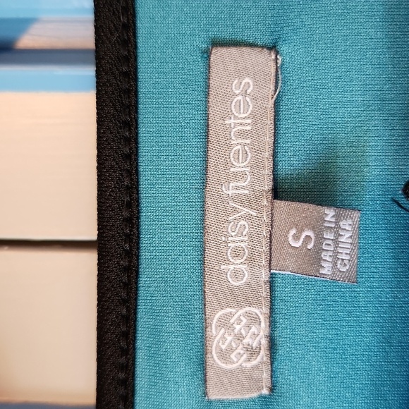 Daisy Fuentes Teal Top - Picture 10 of 11